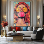 Pop Art Sakız Balonlu Kız: Canlı ve Asi Ruh Cam Tablo