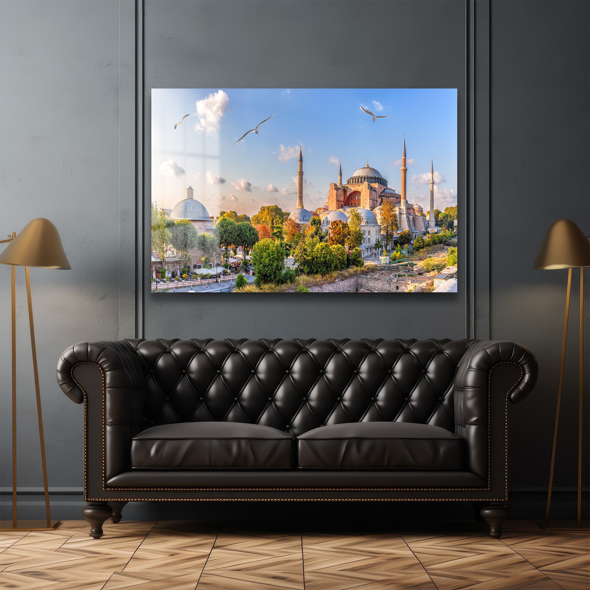 İstanbul'un Kalbi: Ayasofya ve Martılar Temalı Dekoratif Cam Tablo