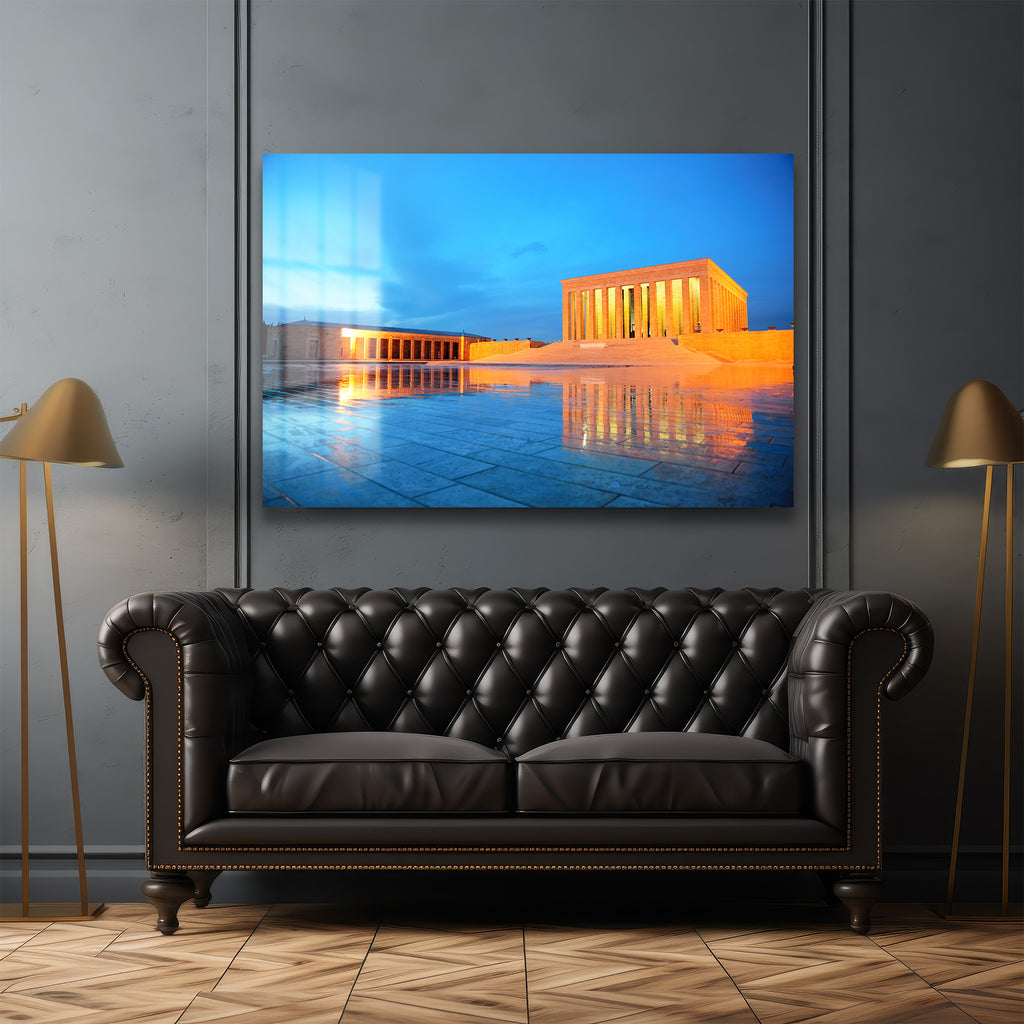 Anıtkabir'in Altın Yansımaları: Görkemli Cam Tablo