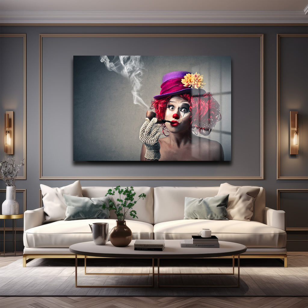 Gizemli Palyaço: Şaşırtıcı Bakışlı Modern Sanat Cam Tablo