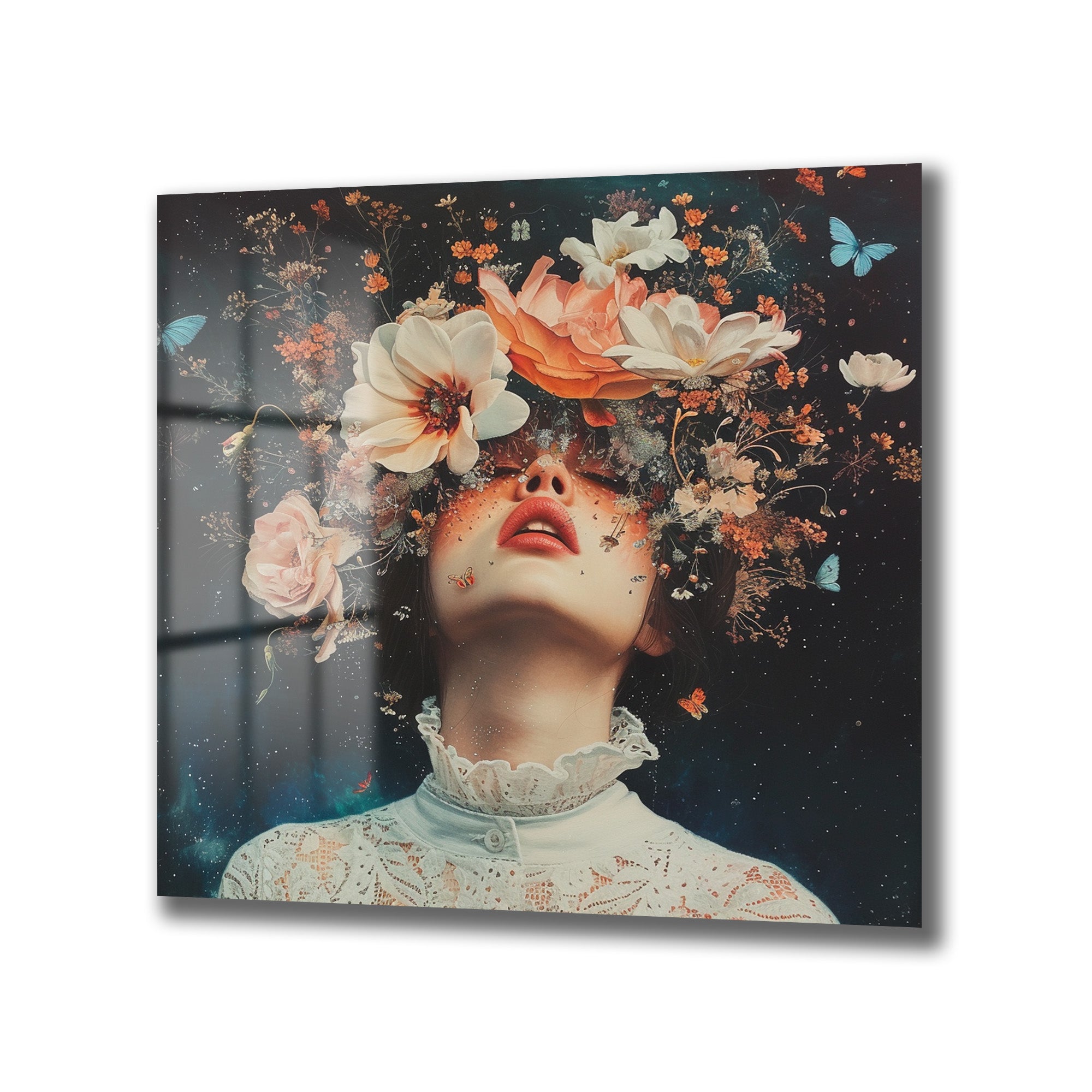 Ethereal Çiçeklerin Dansı: Gizemli Kadın Cam Tablo