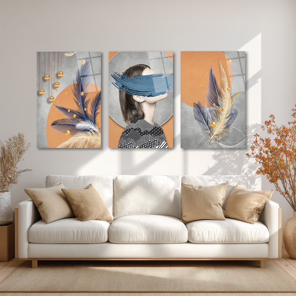 Gizemli Bakışlar ve Tüylerle Modern Sanat 3'lü Cam Tablo Seti Üçlü Set
