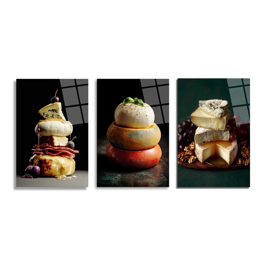 Üç parçalı cam tablo seti, farklı peynir çeşitleri, üzüm, kiraz, ceviz ve fesleğen içeren zengin bir gastronomi sunumu. Koyu arka planlar üzerinde doğal ışıklandırma ile çekilmiş detaylı fotoğraflar.