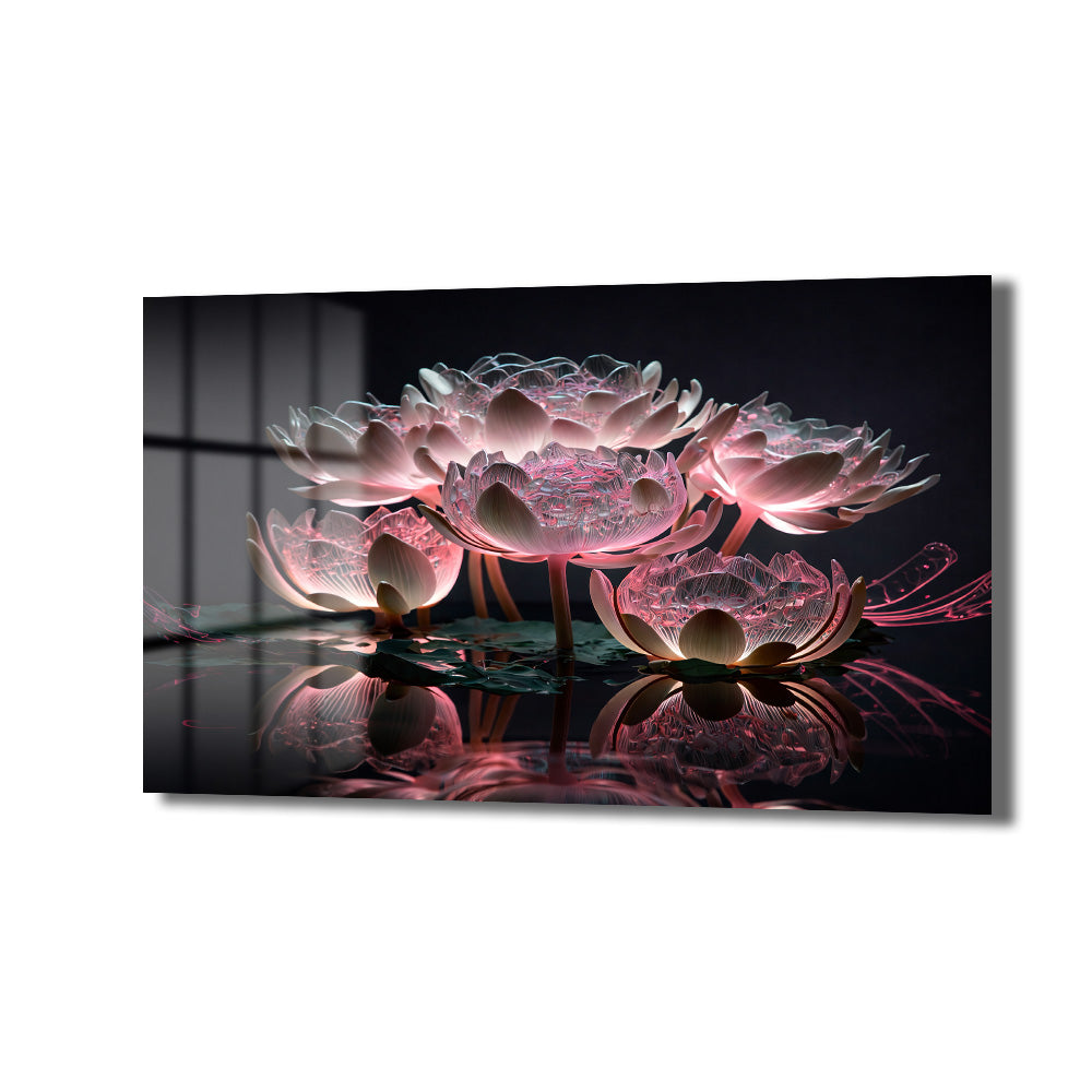 Karanlık bir zeminde pembe ve beyaz tonlarda ışıldayan, suya yansıyan lotus çiçekleri temalı temperli cam tablo, yatak odası veya salon için modern duvar dekorasyonu.