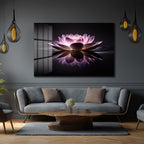 Işıltılı Lotus Çiçeği: Zen Huzuru Veren Modern Cam Tablo