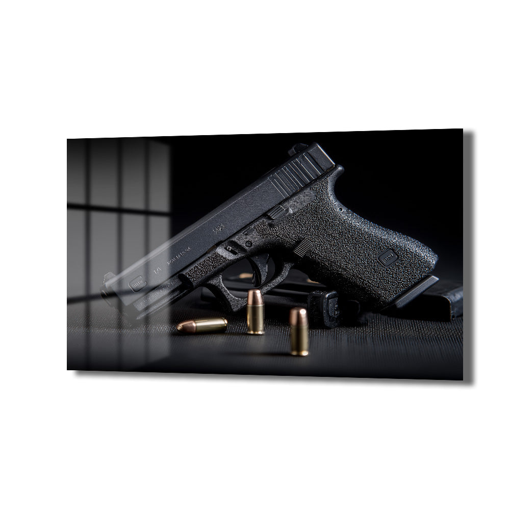 Taktik Zarafet: Glock ve Mermiler Cam Duvar Tablosu