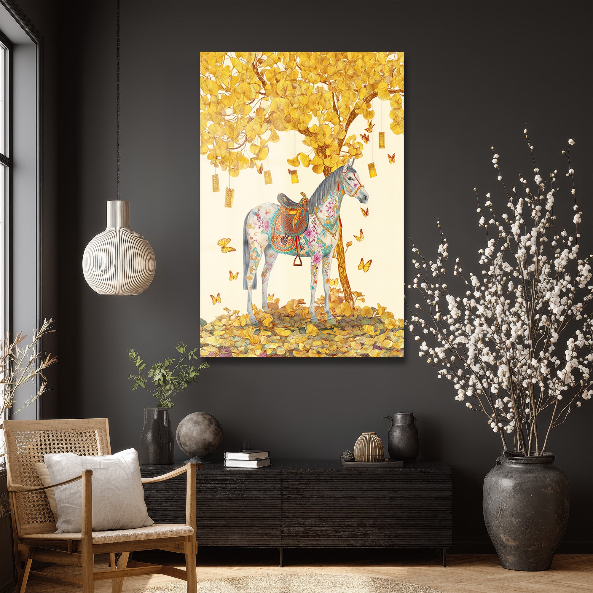 Altın Yapraklı Ginkgo ve Desenli At: Lüks Dekoratif Cam Tablo