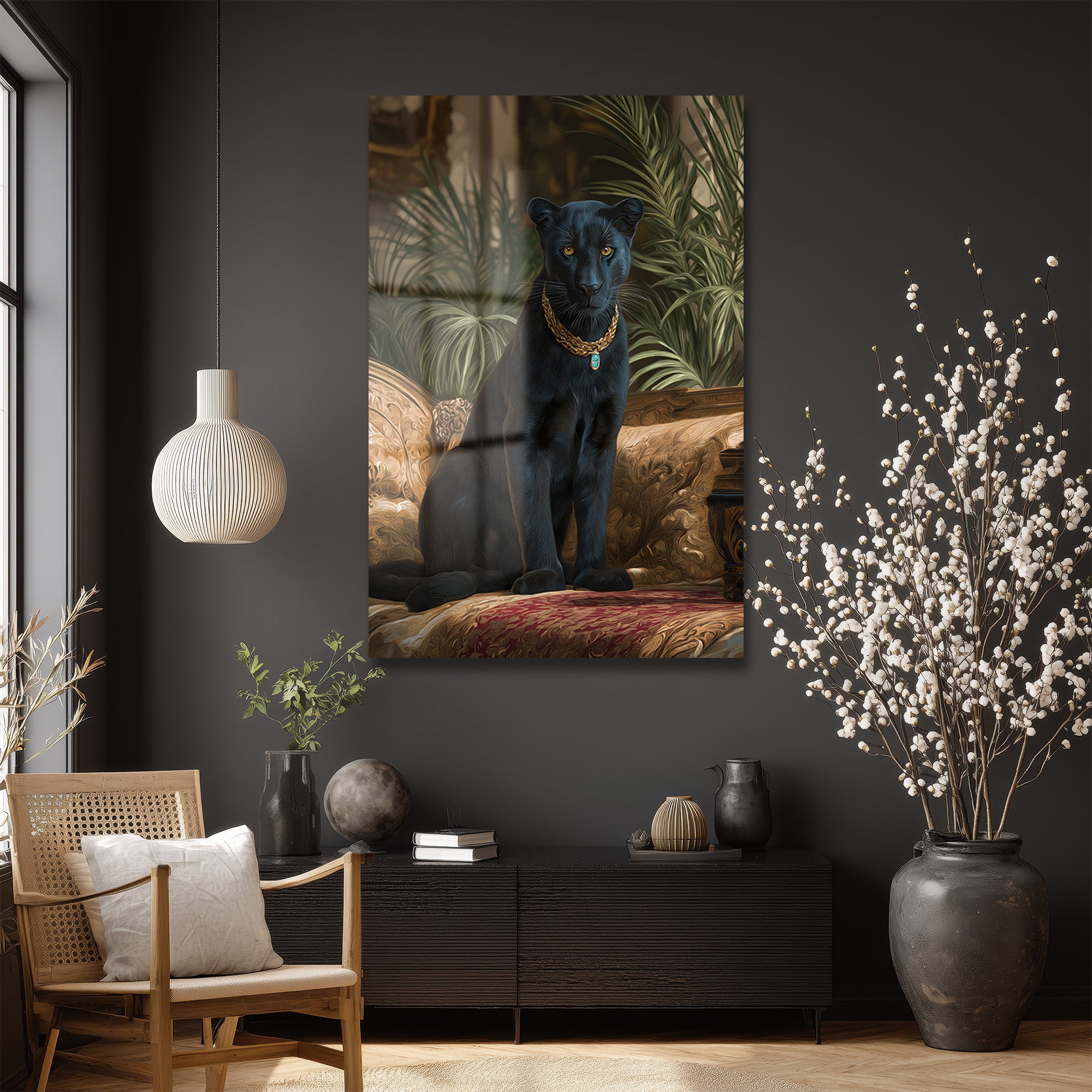 Regal Panter: Altın Kolye Detaylı Lüks Dekoratif Cam Tablo