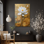 Zarafet ve Işıltı: Beyaz Lotus ve Altın Dokulu Modern Cam Tablo