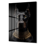 Asil Doberman Altın Yaka Cam Tablo - Güç ve Elegansın Simgesi
