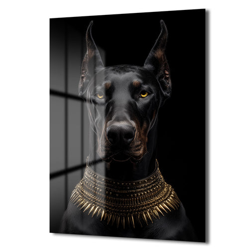 Asil Doberman Altın Yaka Cam Tablo - Güç ve Elegansın Simgesi