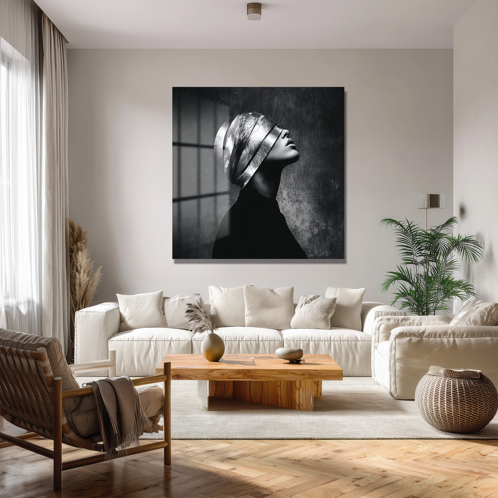 Gümüş Maskeli Kadın Modern Sanat Cam Tablo