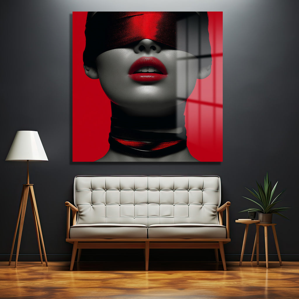 Gizemli Kırmızı Dudaklar Cam Tablo - Modern Sanat Duvar Dekoru