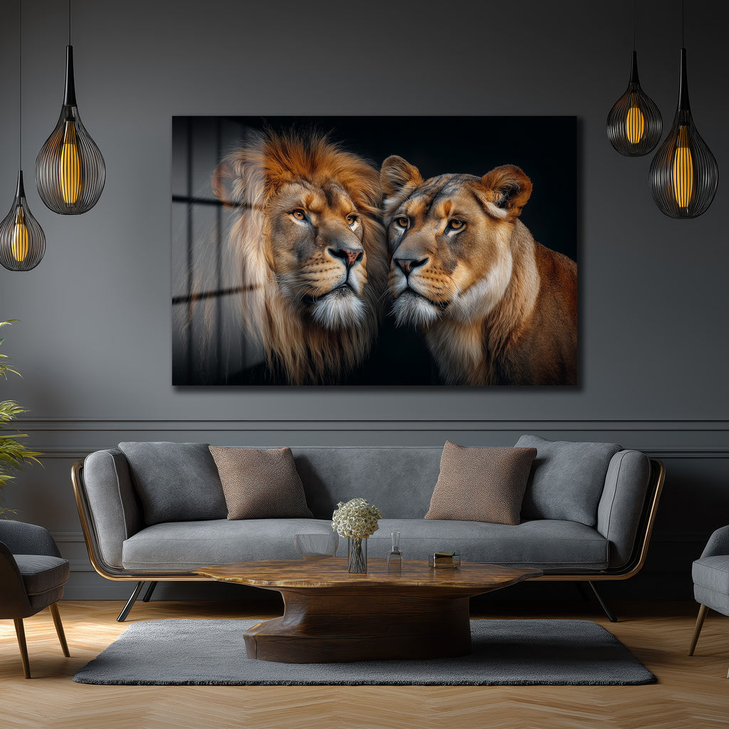 Aslan ve Dişi Aslanın Asil Bakışları Cam Tablo