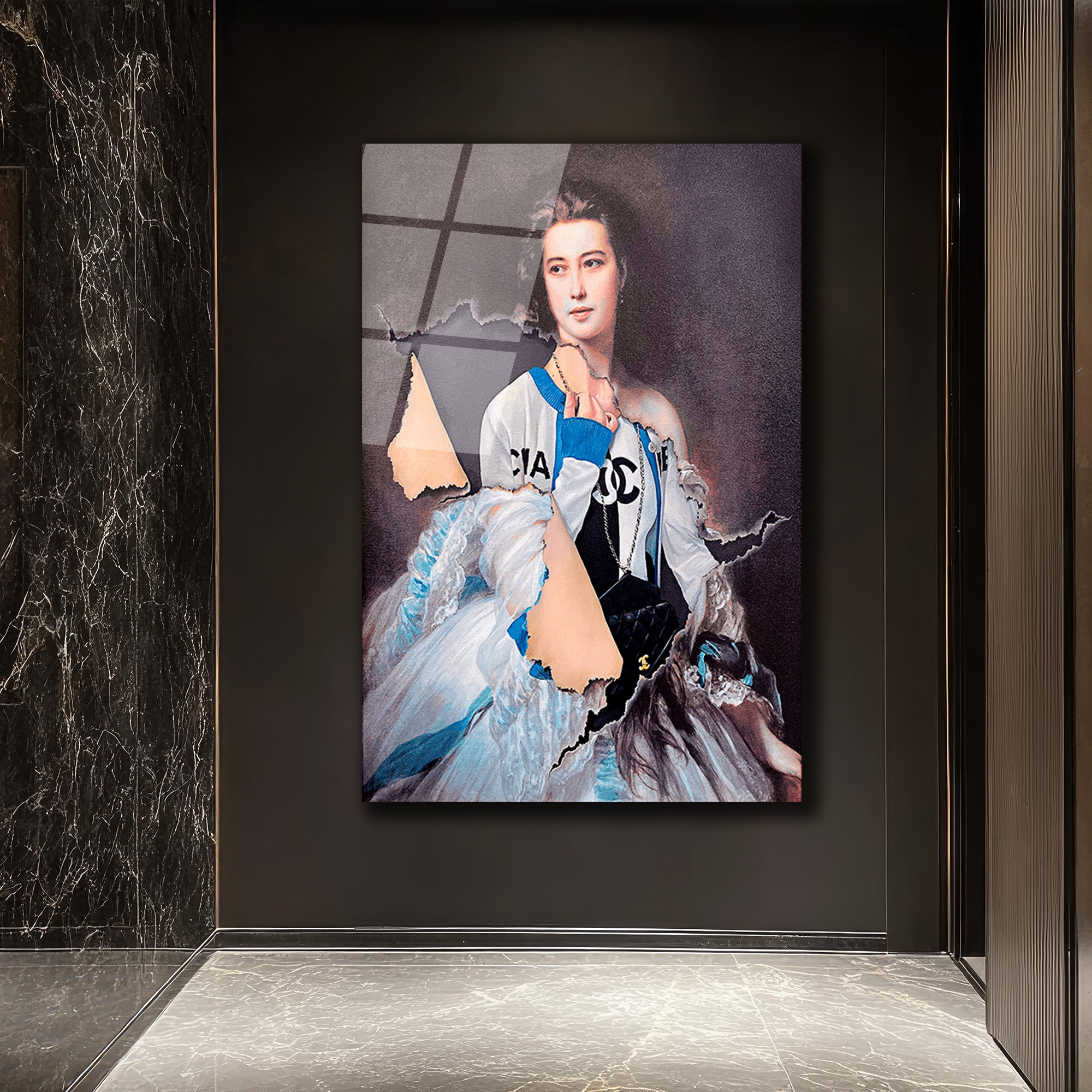 Modern ve Klasik Harmanı Chanel Esintili Cam Tablo