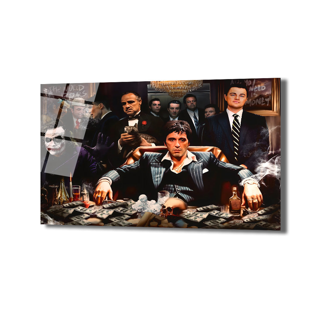 Ortada Tony Montana'nın lüks koltukta oturduğu, etrafında dolar banknotları, puro dumanı ve Al Pacino, Marlon Brando, Leonardo DiCaprio ve Joker gibi film ikonlarının bulunduğu koyu tonlarda bir cam tablo.
