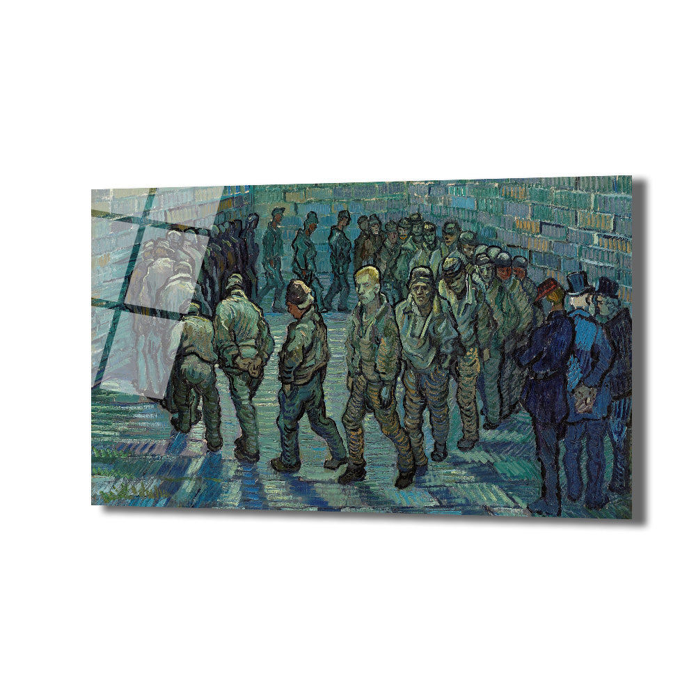 Vincent van Gogh'un 'Mahkumlar Dairesi' tablosunun cam üzerine basılmış hali. Gri ve yeşil tonlarında, bir avluda dairesel yürüyüş yapan mahkumları tasvir eden hüzünlü ve etkileyici bir sanat eseri.