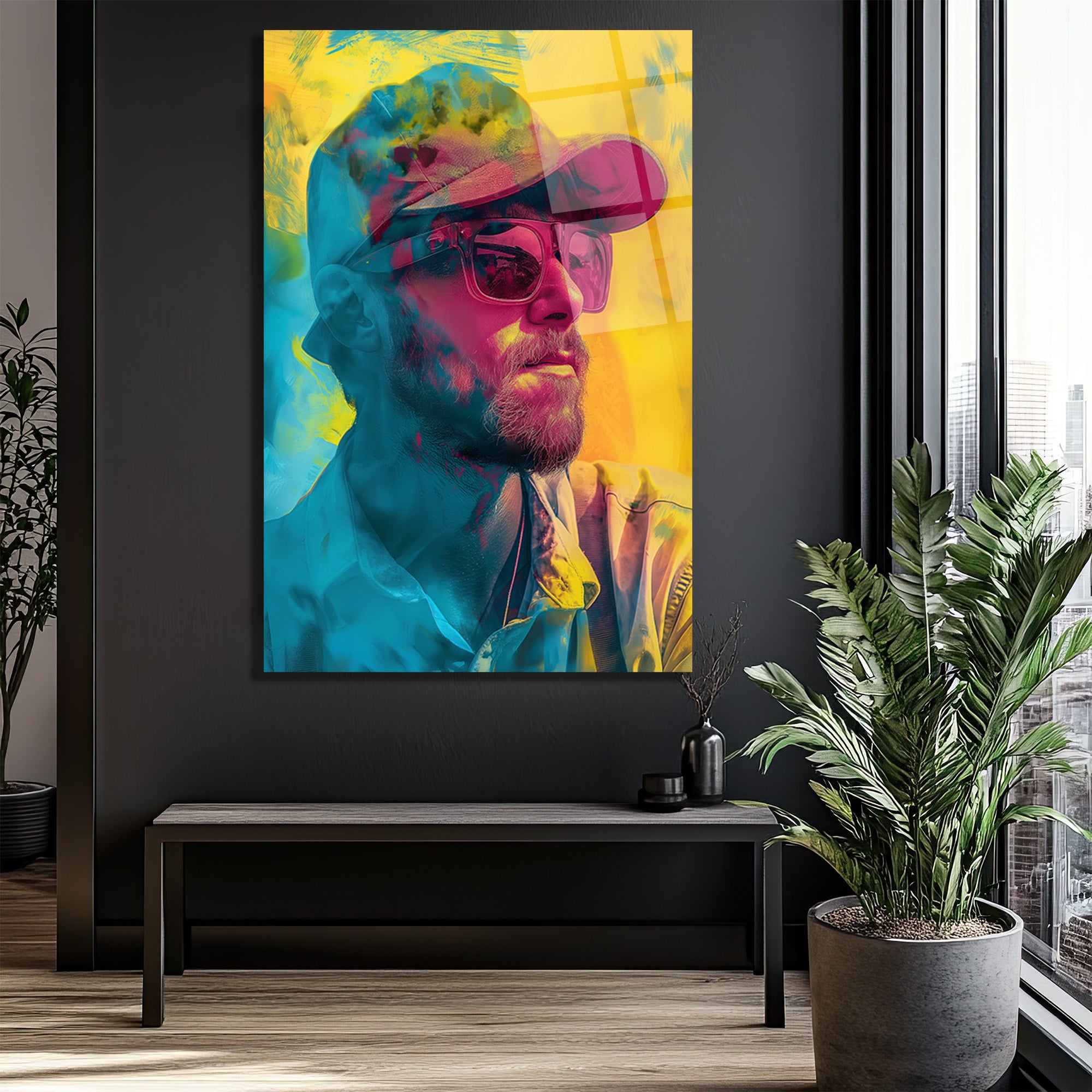 Neon Rüyası: Şapkalı Adam Portresi Modern Cam Tablo