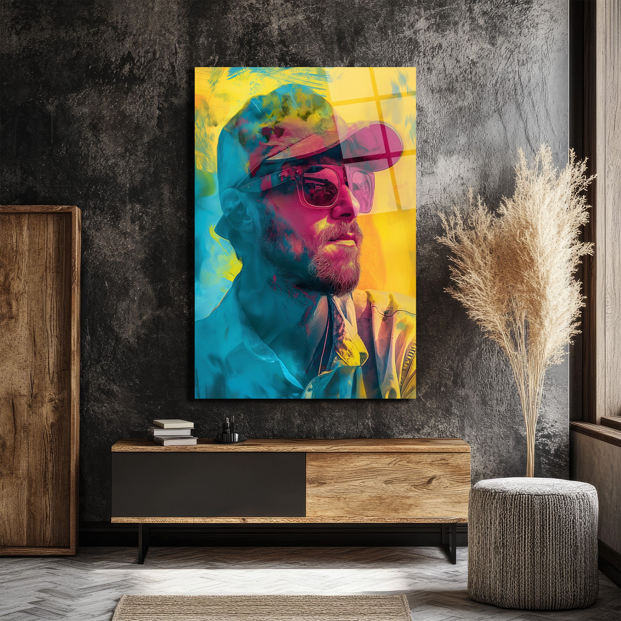 Neon Rüyası: Şapkalı Adam Portresi Modern Cam Tablo