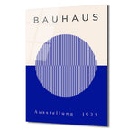 Bauhaus Sanatının Zamansız Yansıması: Modern Mavi Çizgili Cam Tablo