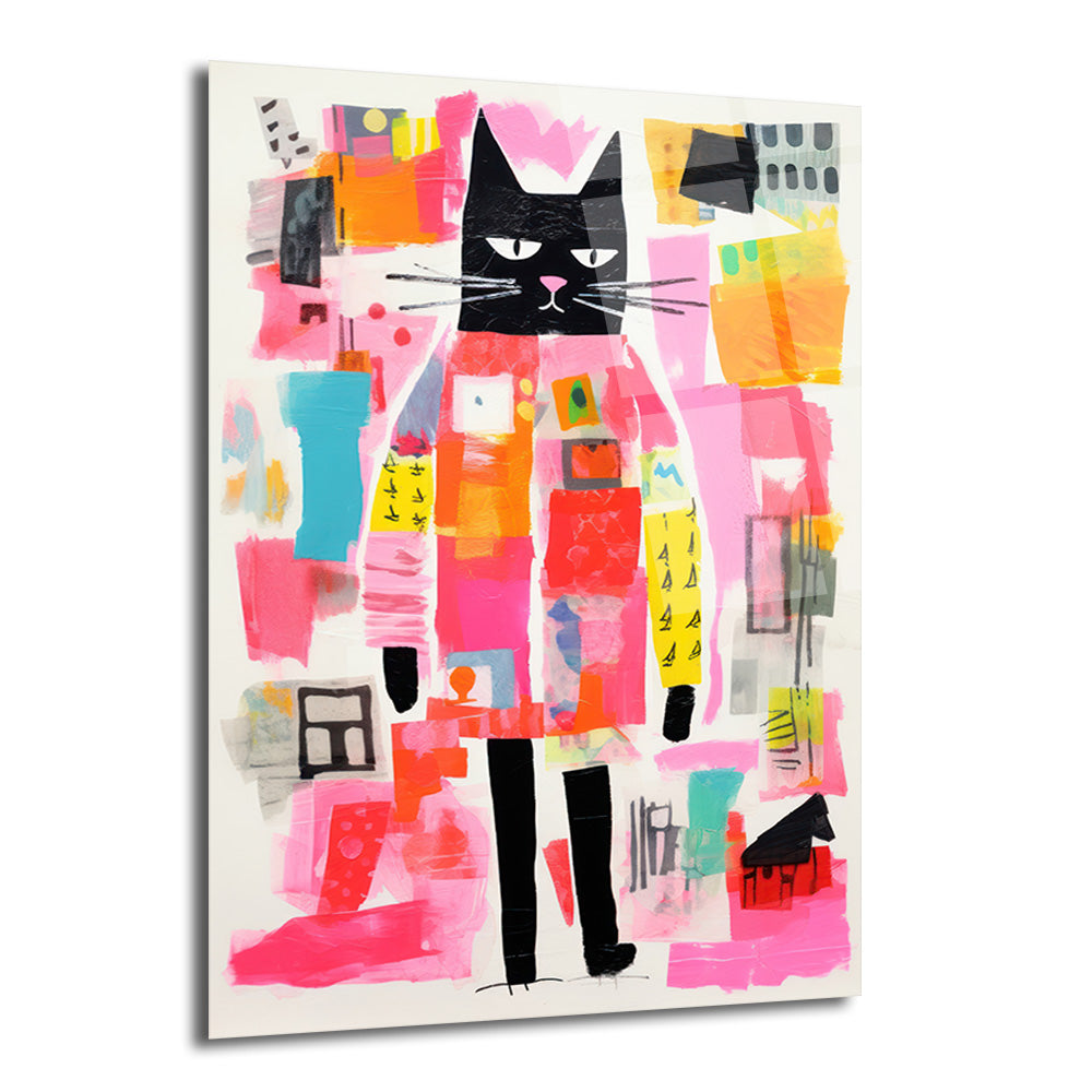 Soyut ve renkli arka planda, siyah silüet halinde, pembe burunlu ve beyaz gözlü stilize bir kedi figürünü gösteren modern sanat cam tablo. Canlı pembe, turuncu, sarı ve mavi tonları hakimdir.