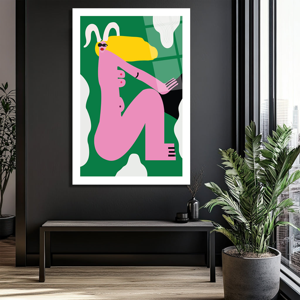 Cesur Pembe Figür ve Sarı Saçlar Modern Cam Tablo