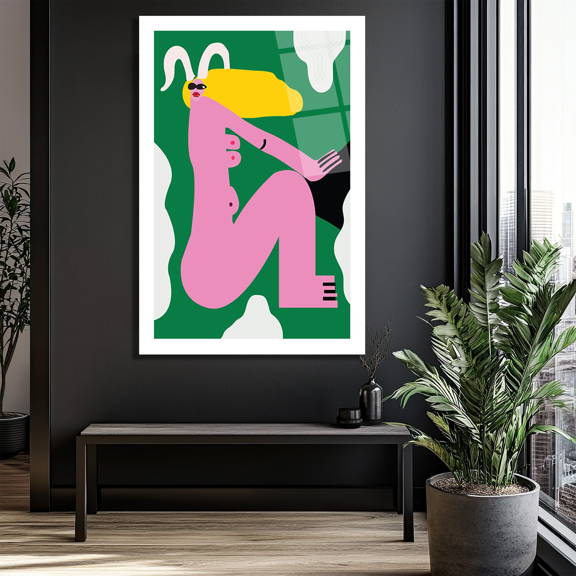 Cesur Pembe Figür ve Sarı Saçlar Modern Cam Tablo