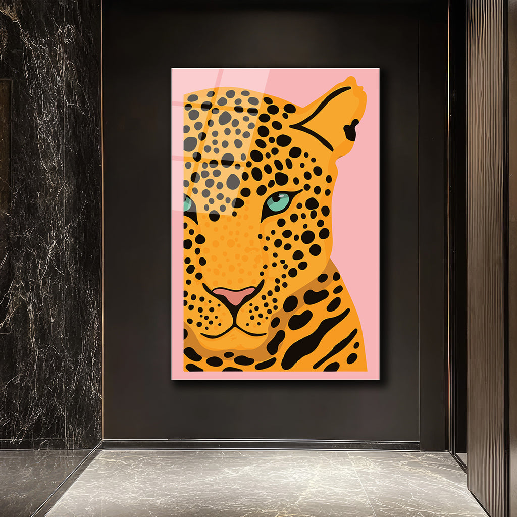 Cesur Bakış: Pembe Arka Plan Leopard Desenli Modern Cam Tablo