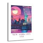 New York City'nin ikonik silüetini gösteren, Özgürlük Heykeli'nin ön planda olduğu, mor, pembe ve mavi tonlarında modern illüstrasyon cam tablo.