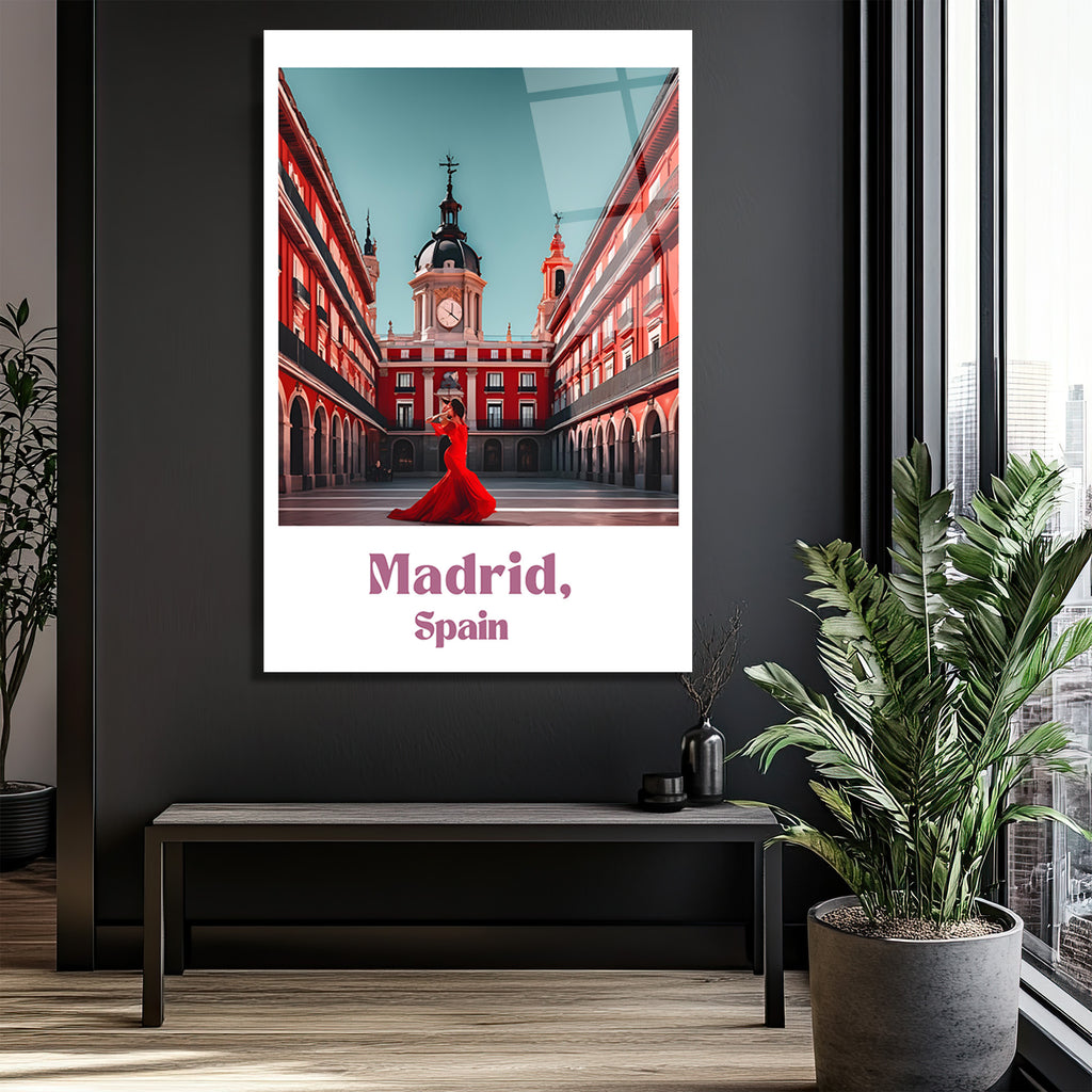 Madrid Plaza Mayor Kırmızı Elbiseli Kadın Cam Tablo