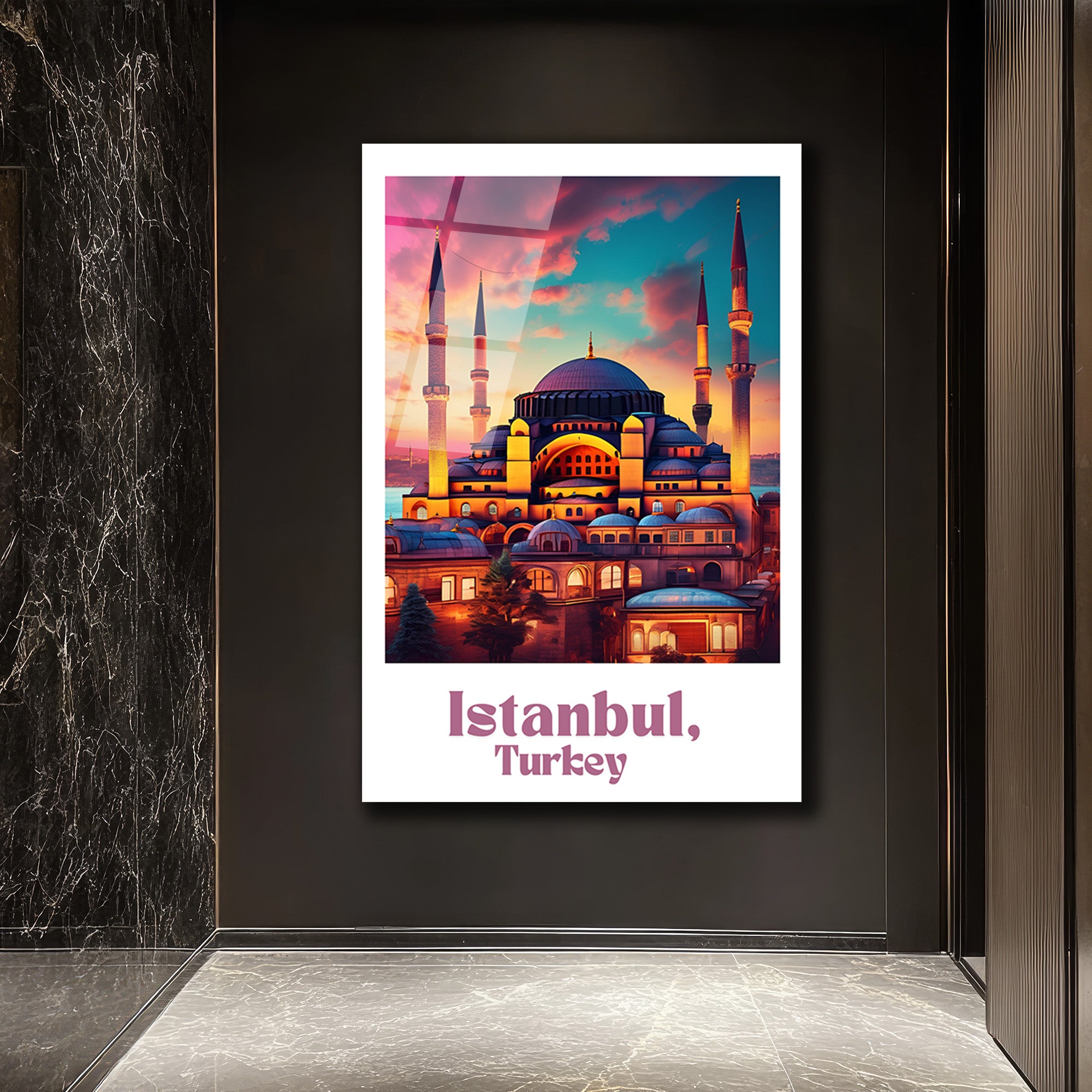 İstanbul'un Renkli Ruhunu Yansıtan Cam Tablo: Büyülü Gün Batımı