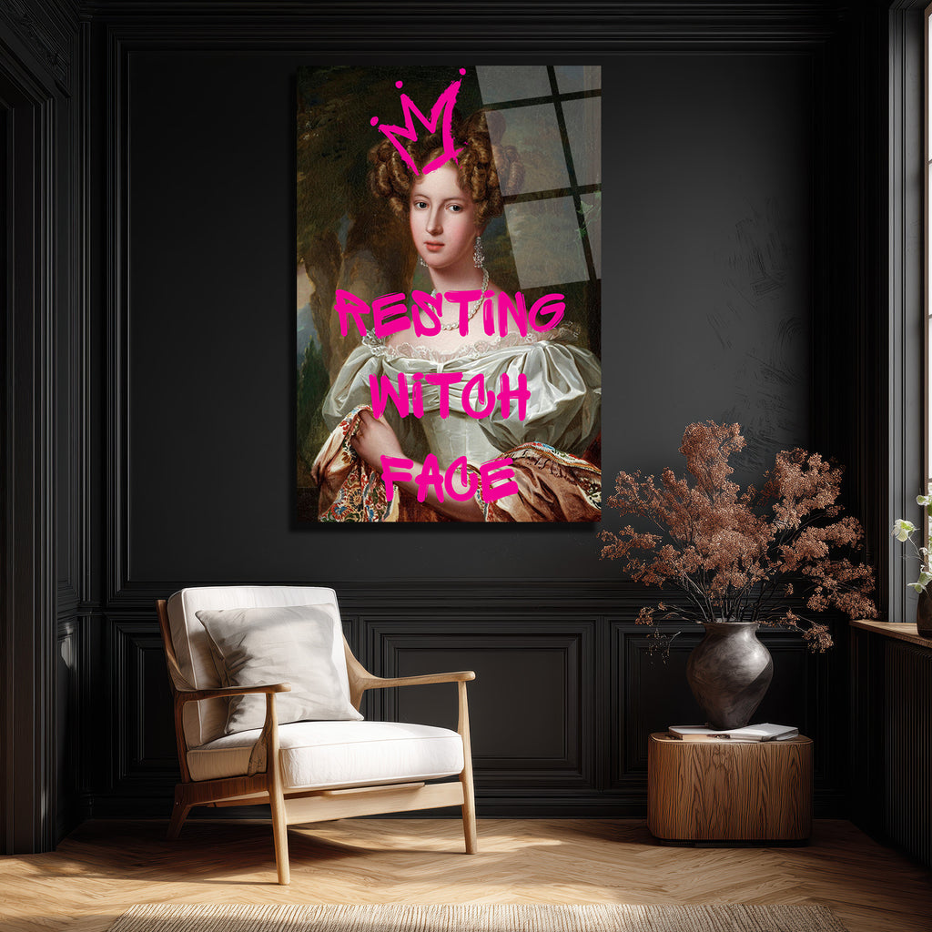 "Resting Witch Face" Temalı İronik Kraliçe Portre Cam Tablo