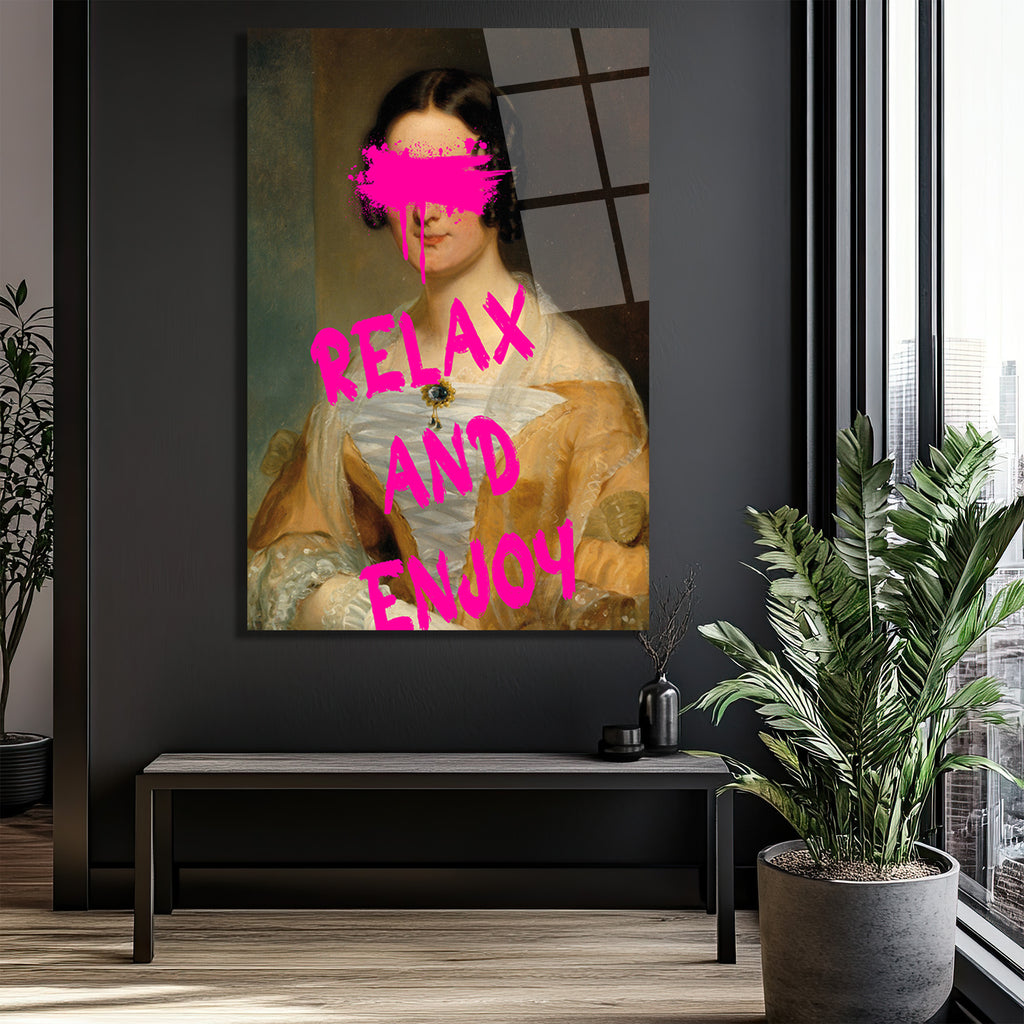 Relax and Enjoy Neon Pembe Graffiti Klasik Portre Cam Tablo