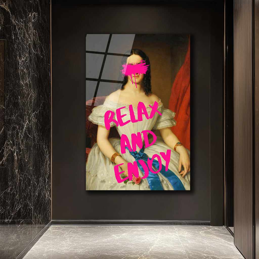 Relax And Enjoy Pop Art Kadın Portresi Cam Tablo