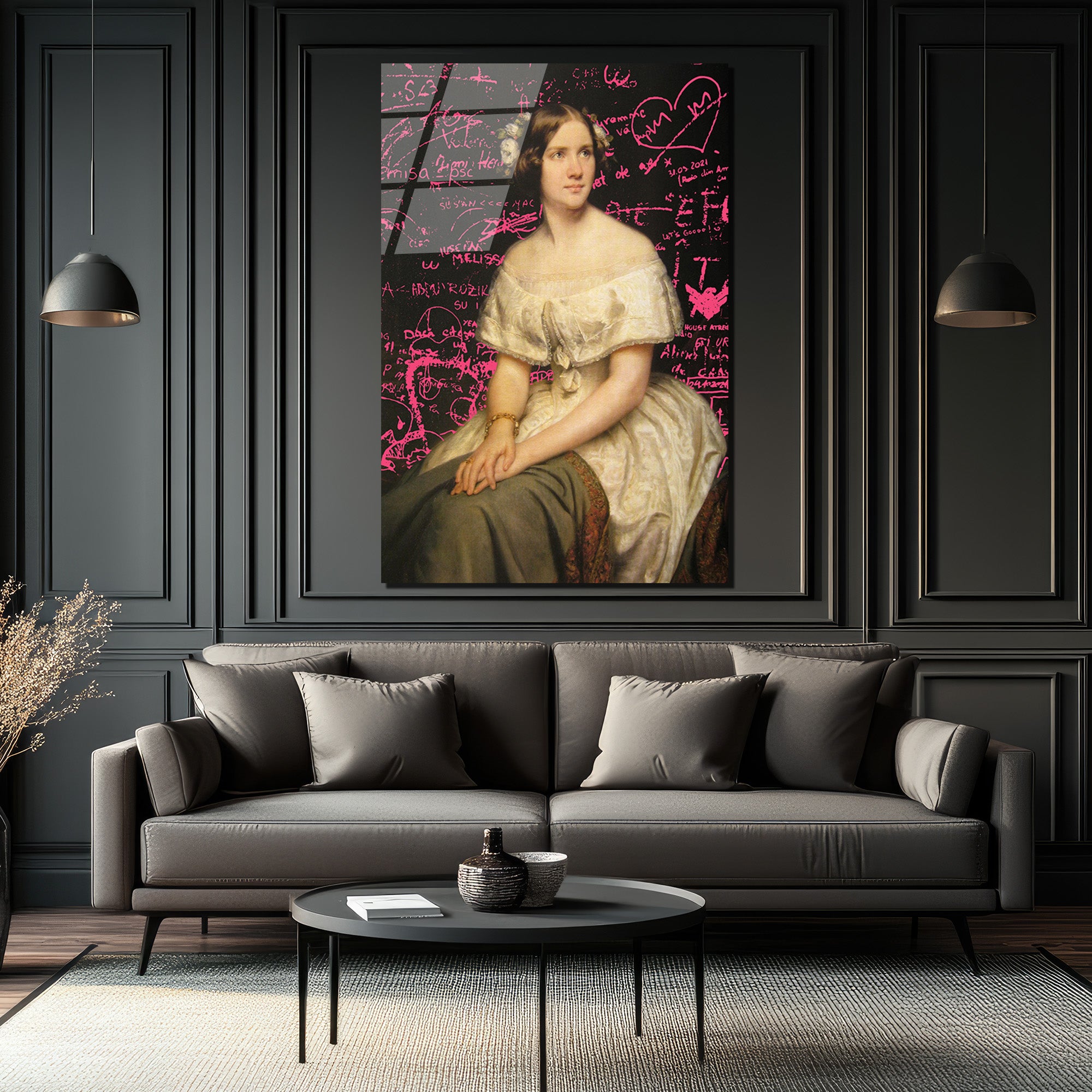 Pembe Graffiti Detaylı Klasik Portre Cam Tablo