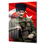 Atatürk ve Şanlı Türk Bayrağı: Milli Ruh Cam Tablo